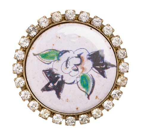 broche camélia chanel|chanel camelia brooch.